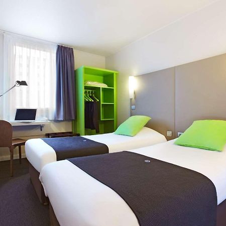 แคมปานิล เซนต์ เควนทีน ออง อีฟลีน Hotel Montigny-le-Bretonneux ภายนอก รูปภาพ